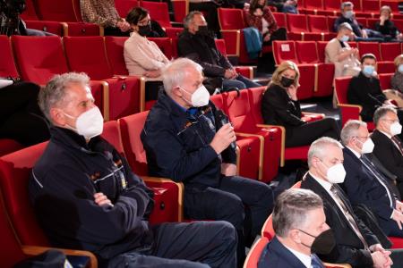 VLADA V PIVKI 11.2.2022 JAVNA TRIBUNA - Valter Leban-6012